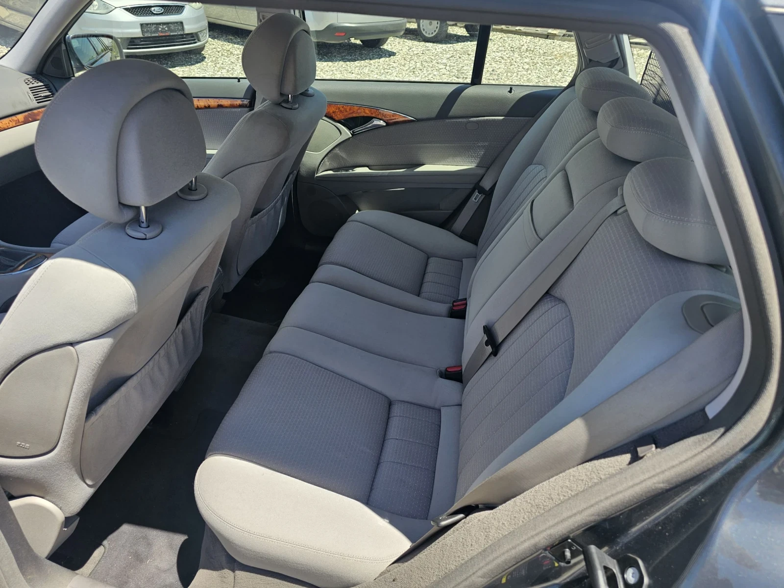 Mercedes-Benz E 200 Kompresor - изображение 9