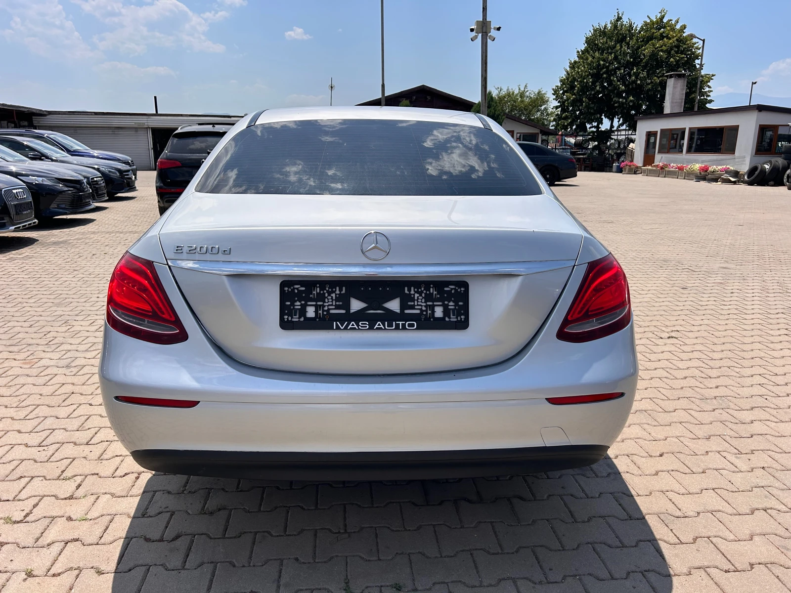 Mercedes-Benz E 200 CDI AVTOMAT/NAVI/KOJA EURO 6 - изображение 7