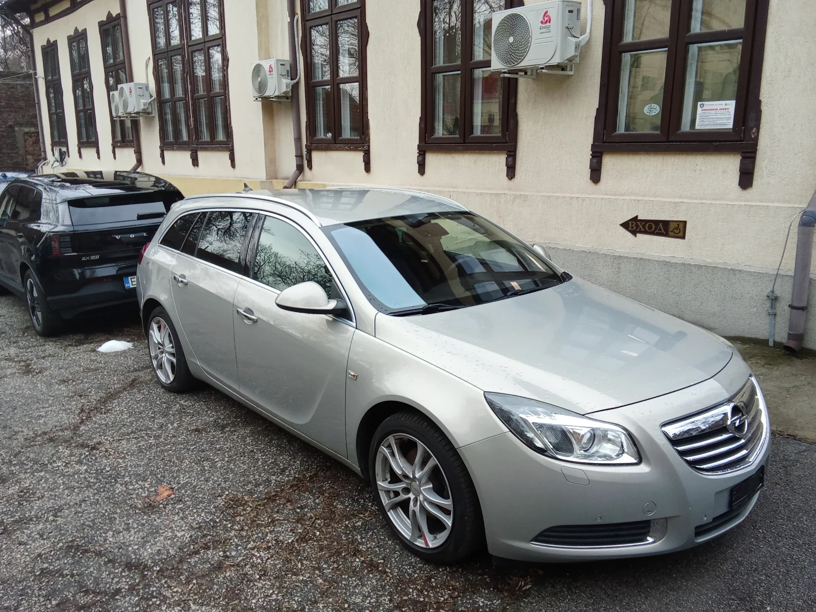 Opel Insignia 4x4 220kc  Automat