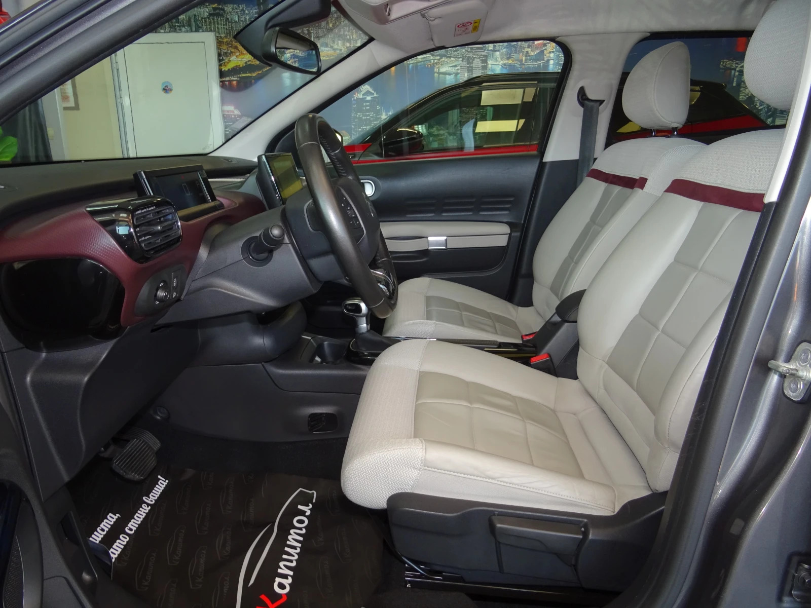 Citroen C4 Cactus SHINE HYPE RED 1.5BLUE HDI EAT6 120 - изображение 7