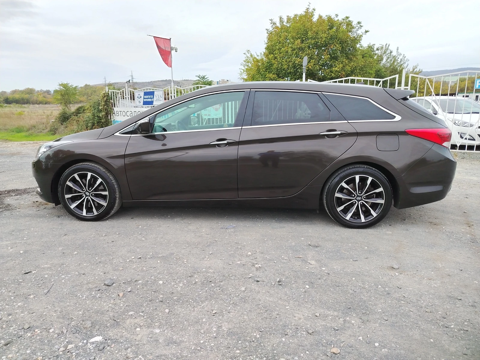 Hyundai I40 1.7-141кс FACELIFT / АВТОМАТИК / ЕВРО 6А / ФУЛ - изображение 8