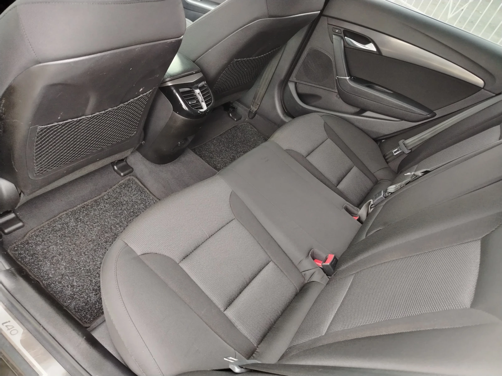 Hyundai I40 1.7-141 FACELIFT /  /  6 /  | Mobile.bg   13