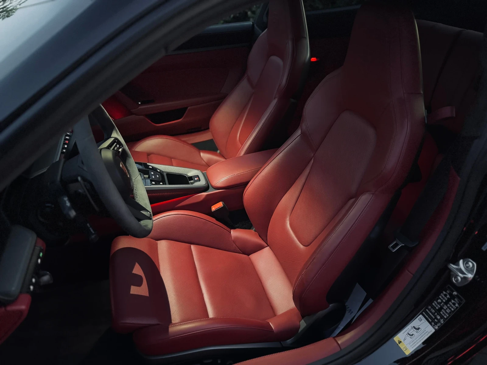 Porsche 911 992 Carrera 4 Approved, снимка 7 - Автомобили и джипове - 54185257