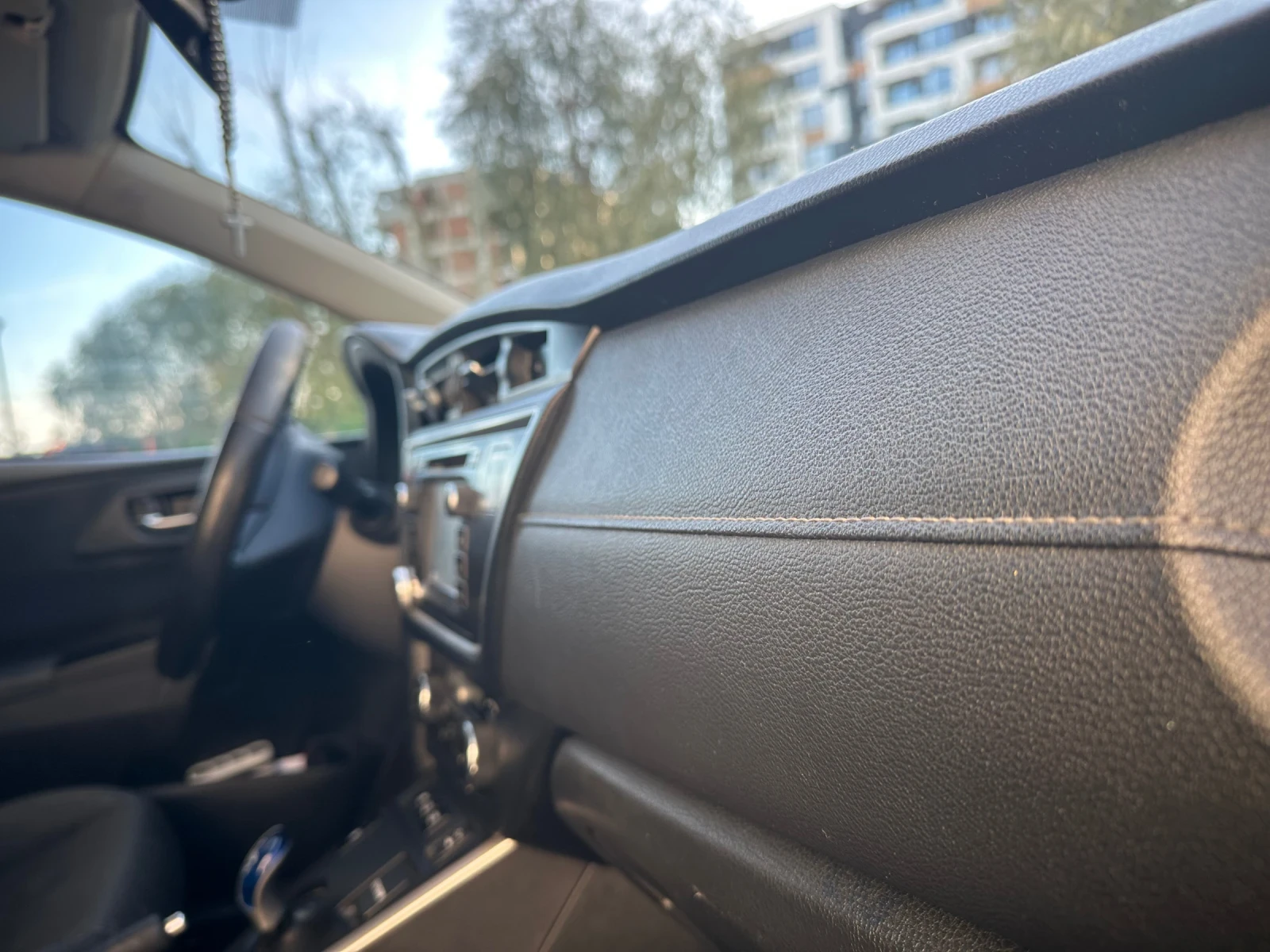 Toyota Auris 1.8 Hybrid +  | Mobile.bg   13