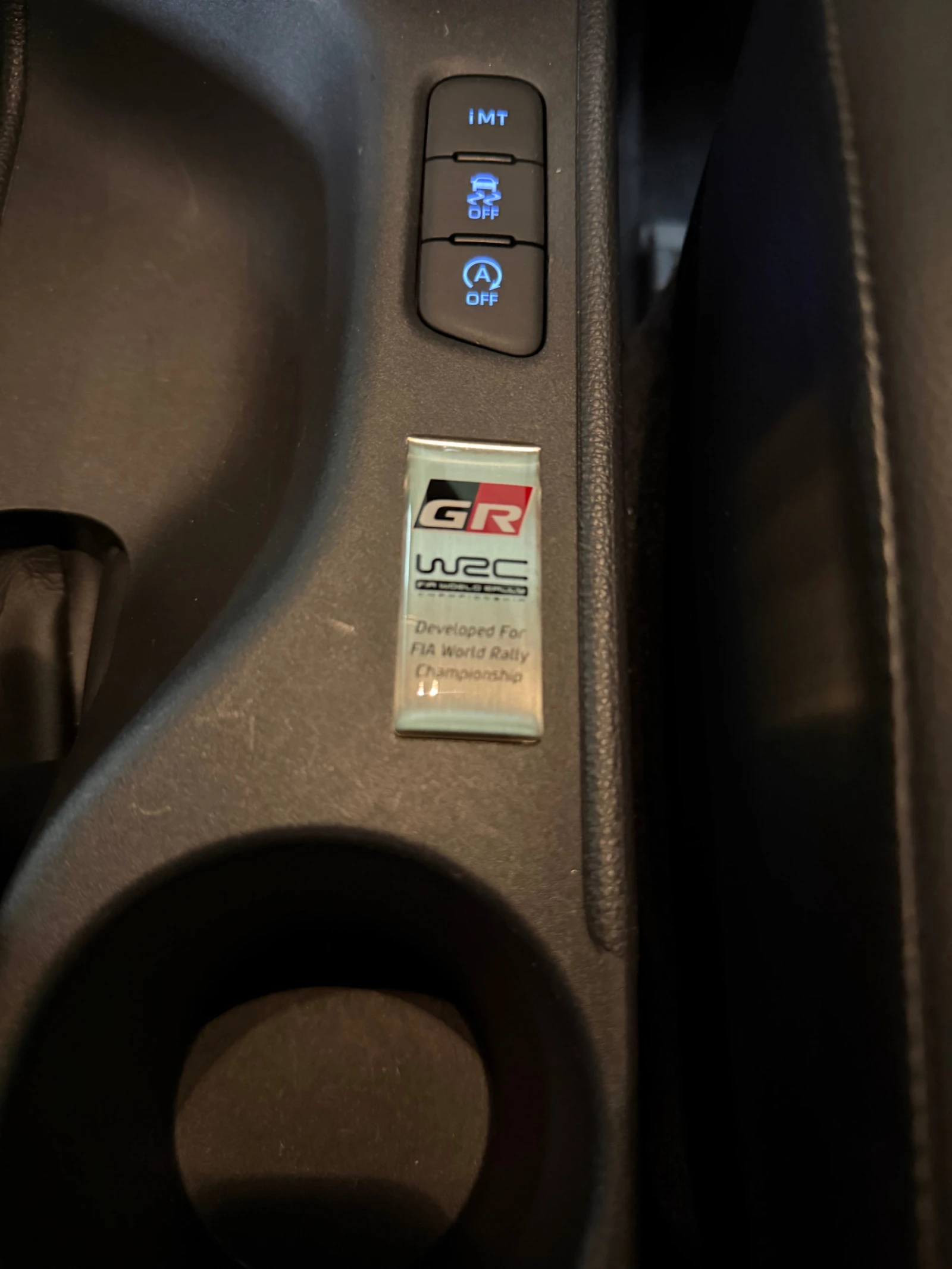 Toyota Yaris GR Perfornance Carbone, снимка 9 - Автомобили и джипове - 55196749