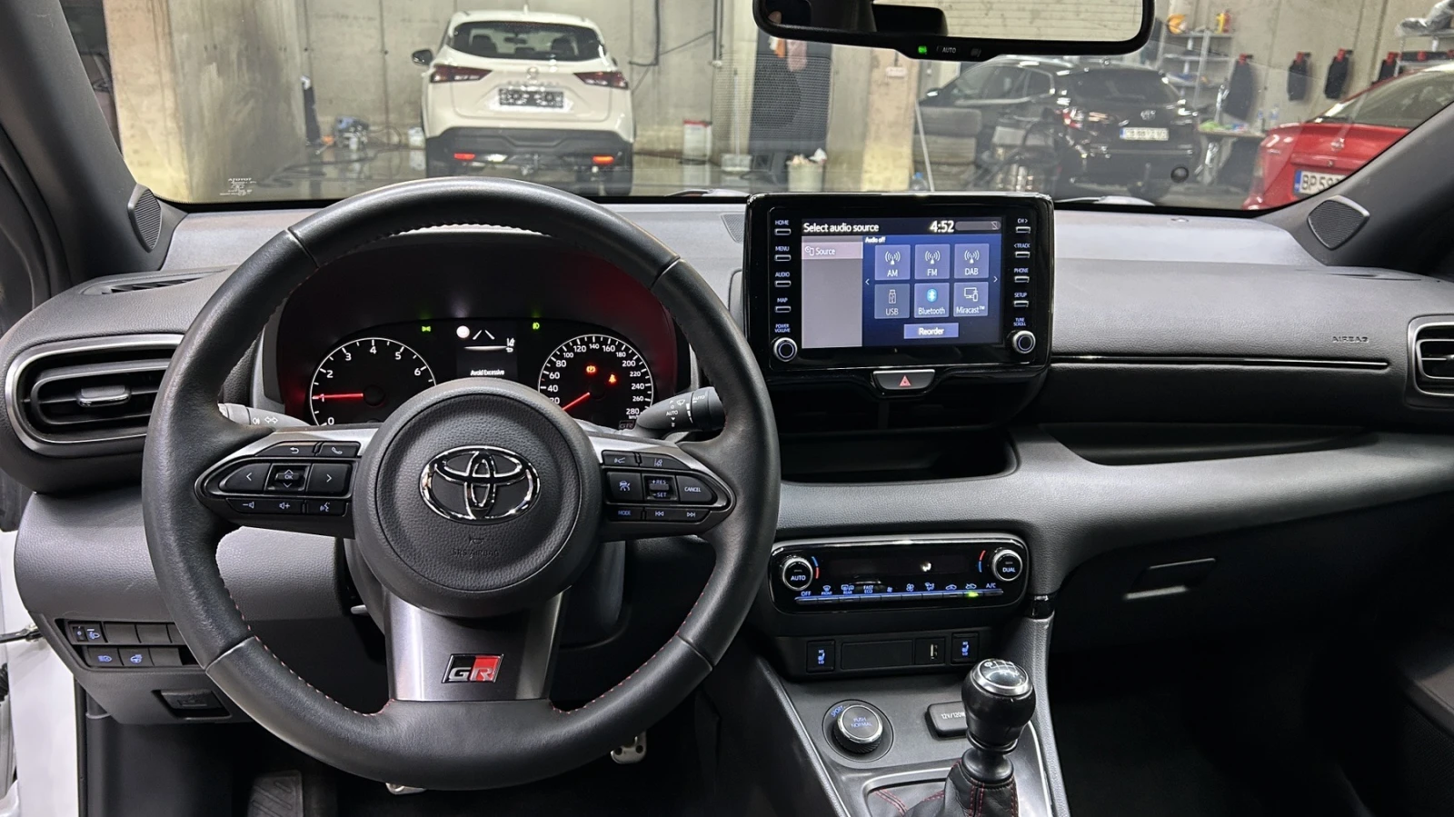 Toyota Yaris GR Perfornance Carbone - изображение 3