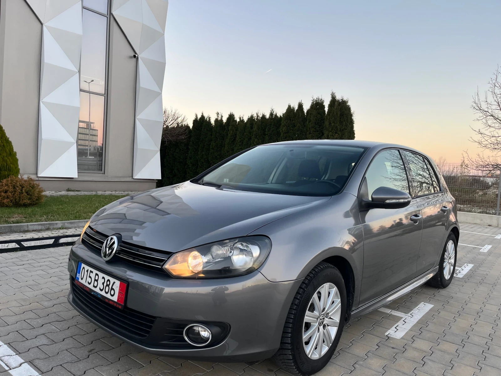 VW Golf 1.6TDi* Navi* Waze* Car play* Android* Perfect*  - изображение 5