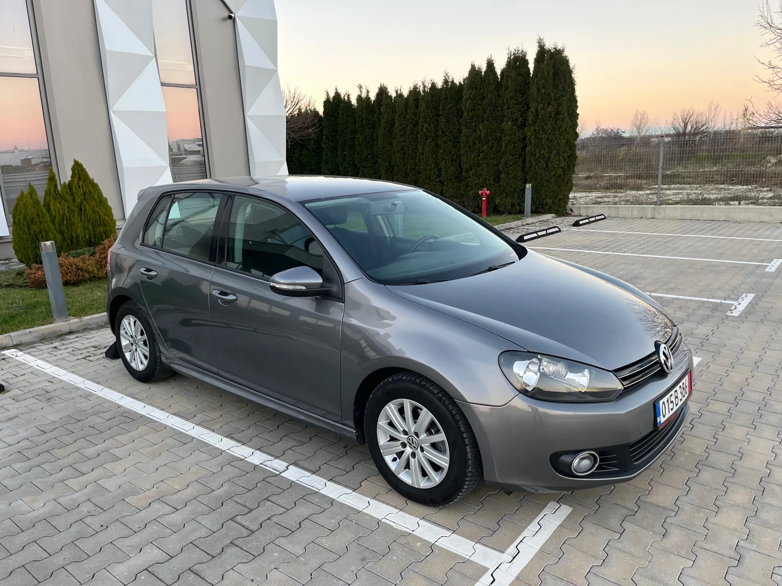 VW Golf 1.6TDi* Navi* Waze* Car play* Android* Perfect*  - изображение 4