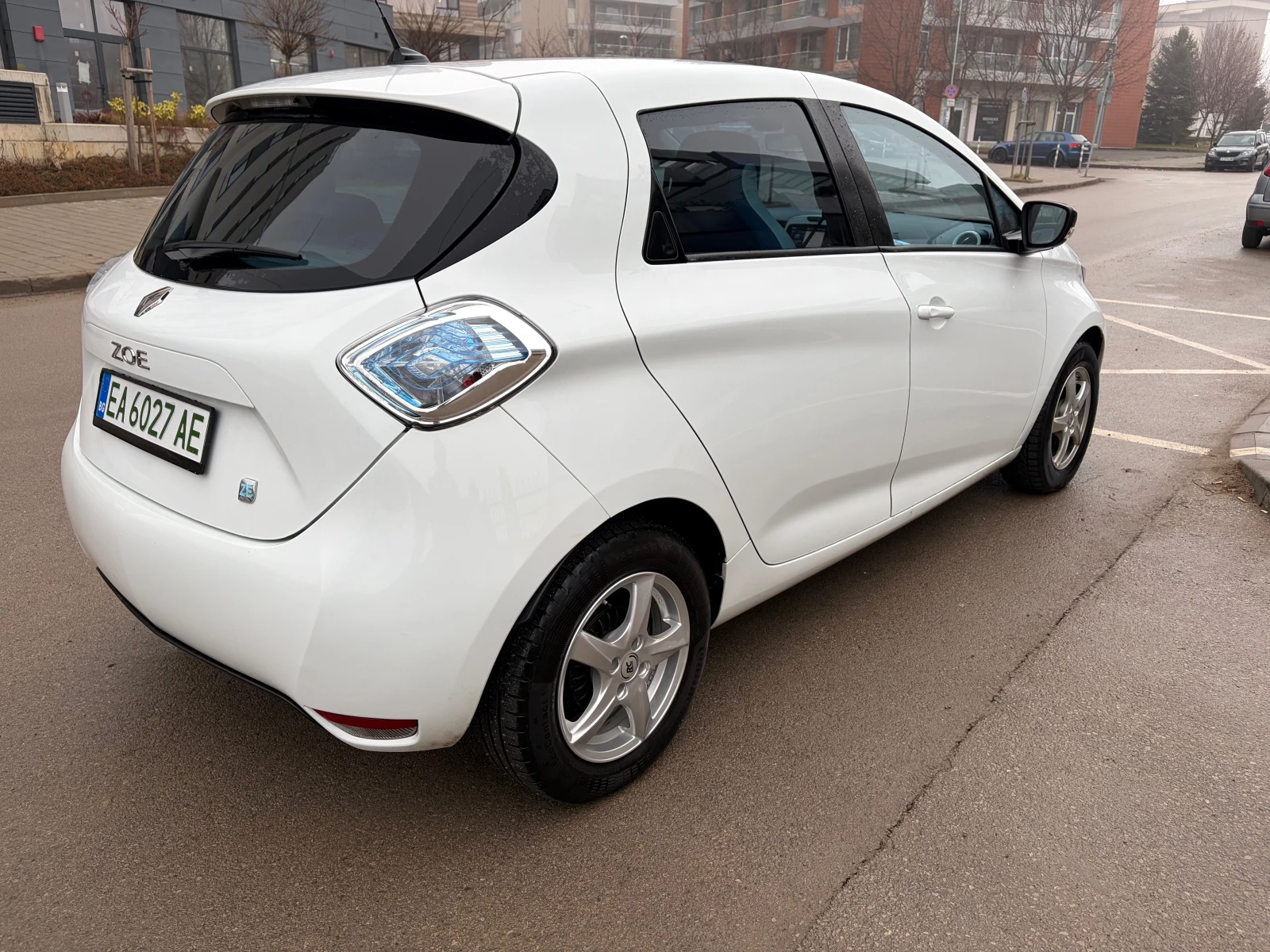 Renault Zoe  - изображение 4