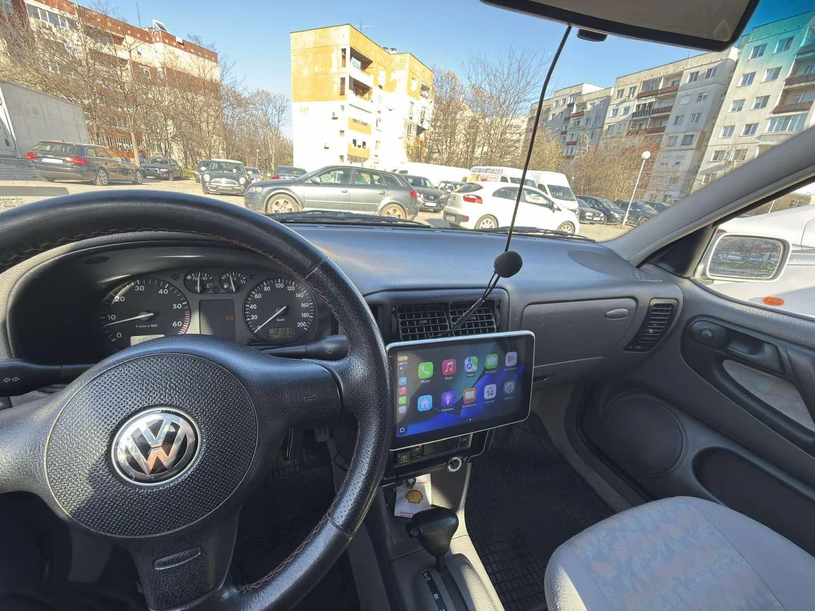 VW Polo 1.6 , снимка 10 - Автомобили и джипове - 53848360