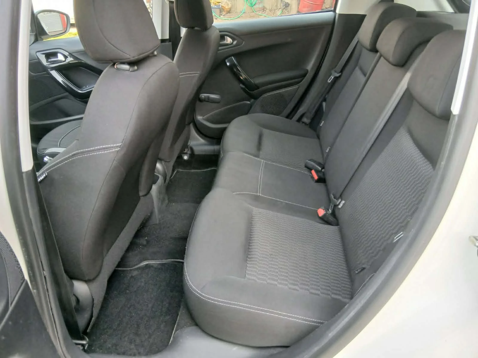 Peugeot 208 1.6 BlueHDI Face Euro6 | Mobile.bg � ����������� 12