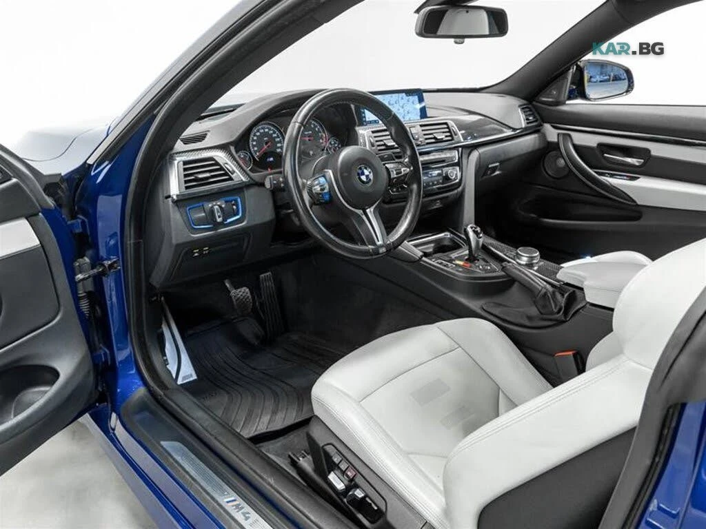 BMW M4  АвтоКредит (КРАЙНА цена до БЪЛГАРИЯ), снимка 13 - Автомобили и джипове - 54824538