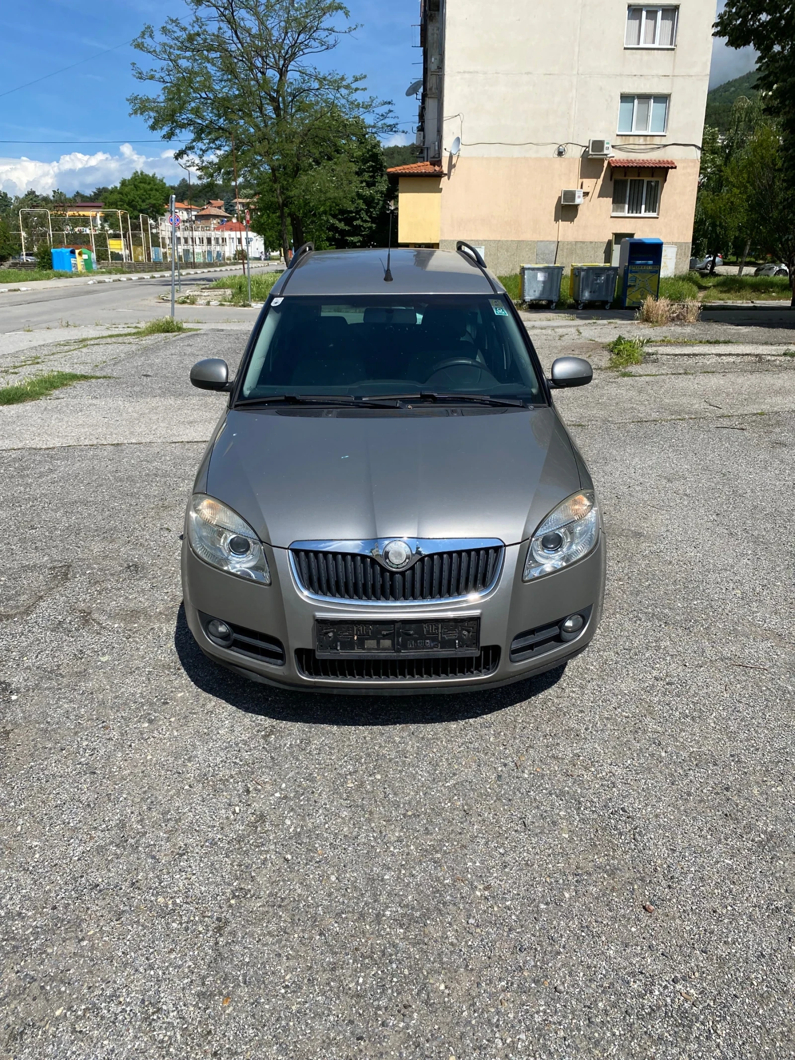 Skoda Roomster 1.4i * * klima* * 85к.с верига , снимка 6 - Автомобили и джипове - 54958124