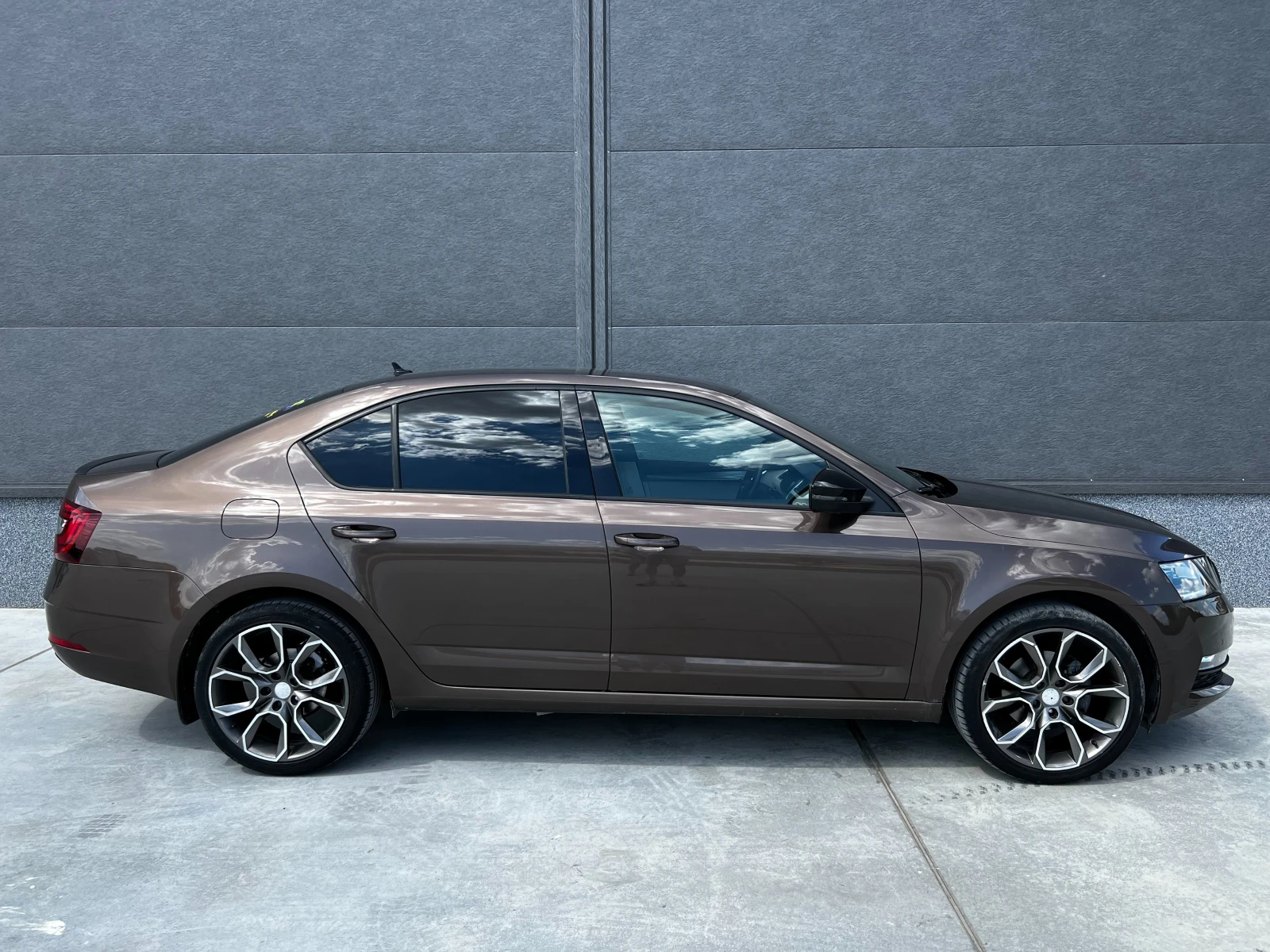 Skoda Octavia, снимка 8 - Автомобили и джипове - 54994740