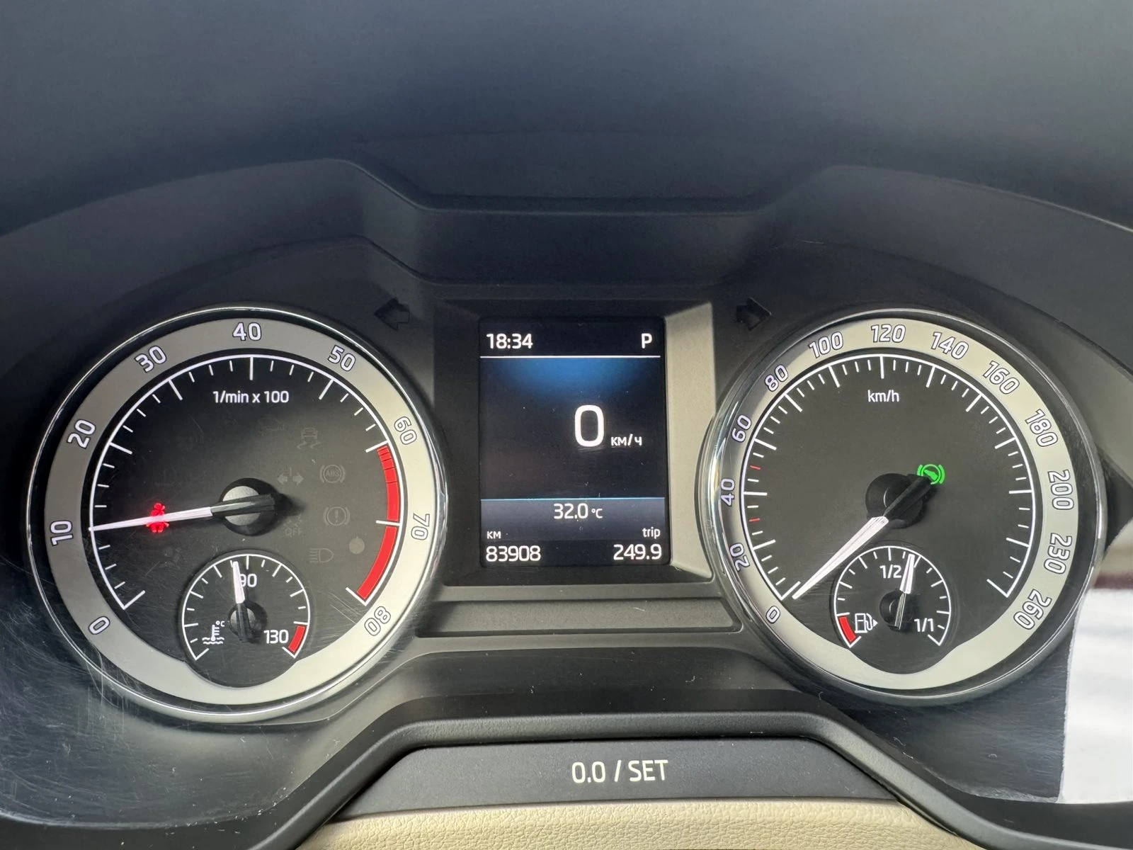 Skoda Octavia, снимка 15 - Автомобили и джипове - 54994740