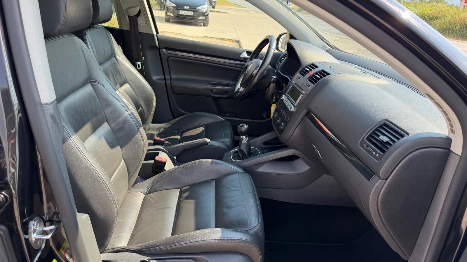 VW Golf GT 1.9TDI 105k.c. , снимка 10 - Автомобили и джипове - 55013534