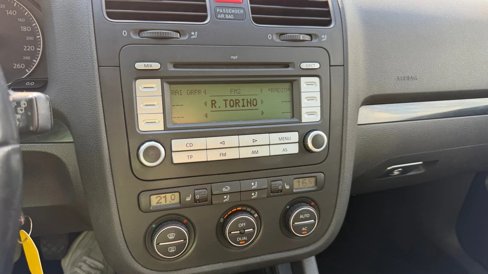 VW Golf GT 1.9TDI 105k.c. , снимка 12 - Автомобили и джипове - 55013534