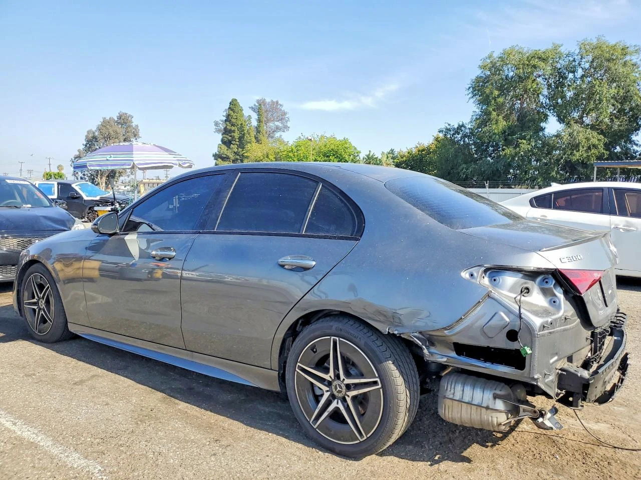 Mercedes-Benz C 300 2.0l 4Matic, снимка 2 - Автомобили и джипове - 55158623
