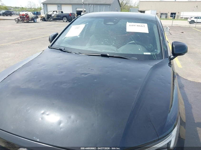 Volvo C40 * TWIN PLUS* 360* ПАНО* KEYLESS* Camera* ПОДГРЕВ* , снимка 6 - Автомобили и джипове - 55434488