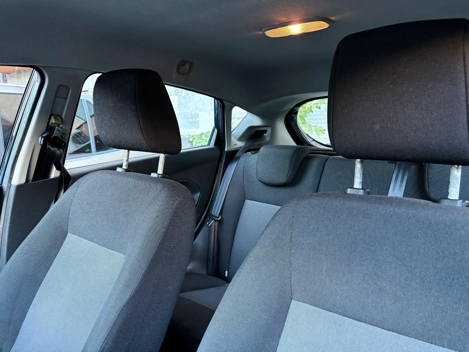 Ford Fiesta, снимка 5 - Автомобили и джипове - 56637533