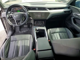 Audi Q8 E-Tron Sportback Premium Plus, снимка 8