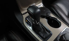 Jeep Cherokee * 3.0 Diesel 75th Special Edition * ЦЕНА ДО БГ, снимка 9