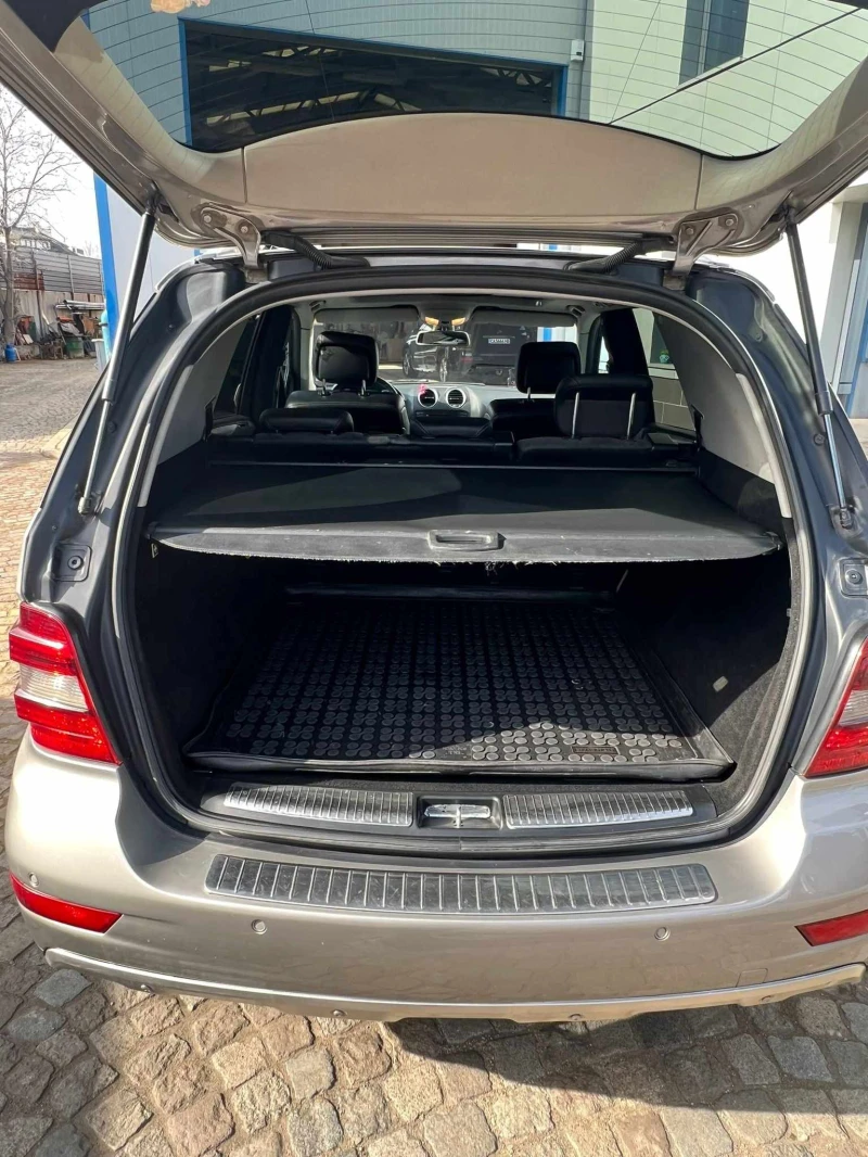 Mercedes-Benz ML 350, снимка 13 - Автомобили и джипове - 47221393