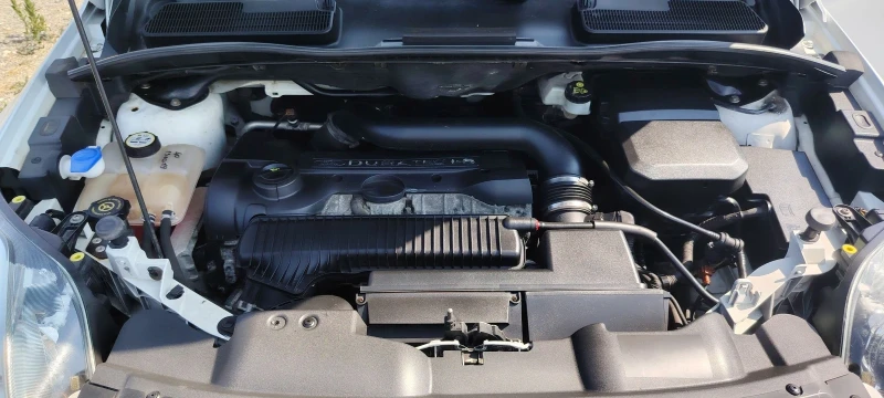 Ford Kuga 2.5i-200к.с, снимка 13 - Автомобили и джипове - 50941299