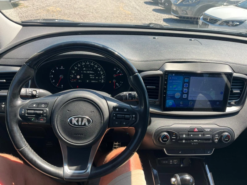 Kia Sorento 2.2 CRDi / AWD / Rebel, снимка 8 - Автомобили и джипове - 52476421