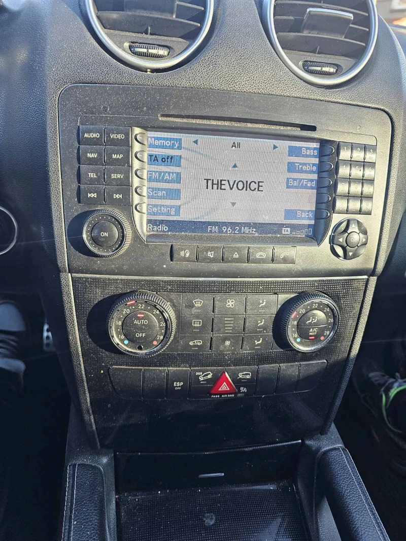 Mercedes-Benz ML 320 320 CDI, снимка 8 - Автомобили и джипове - 52745250