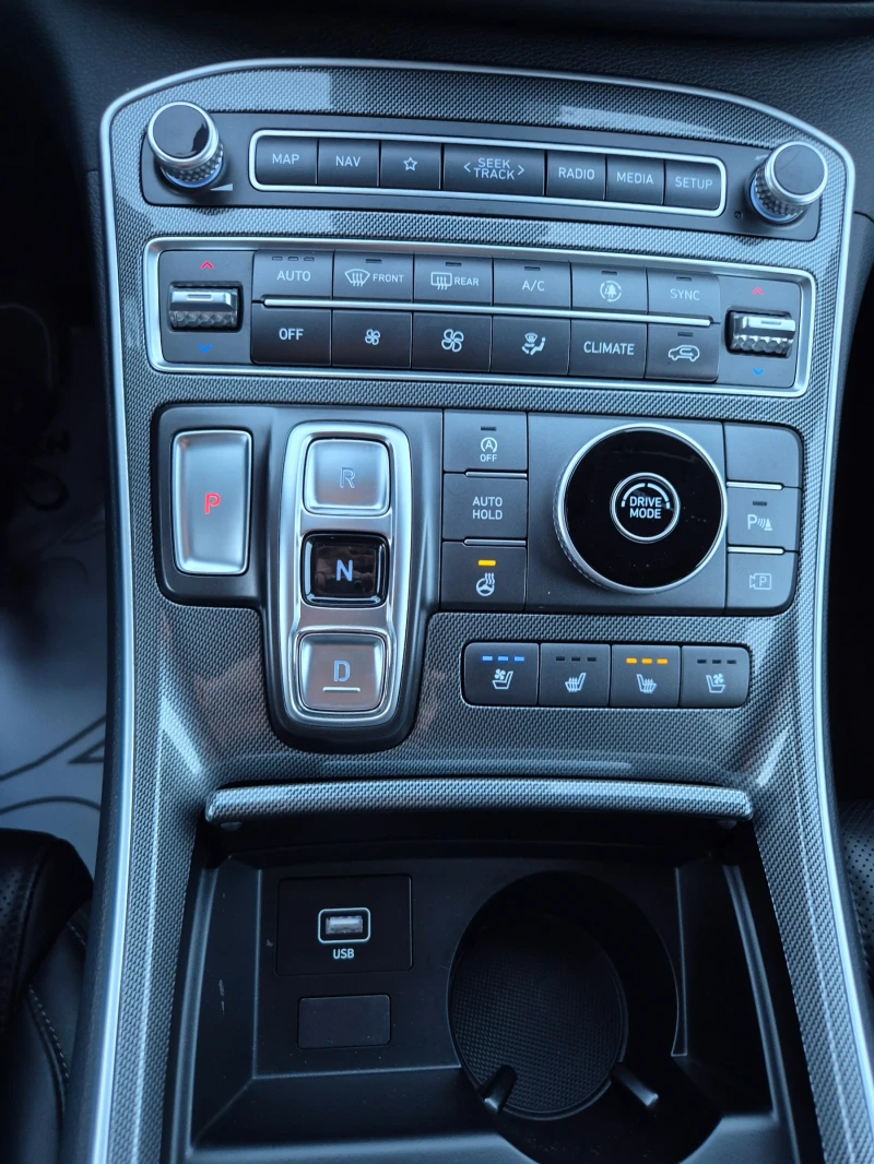 Hyundai Santa fe Premium , снимка 12 - Автомобили и джипове - 53125773