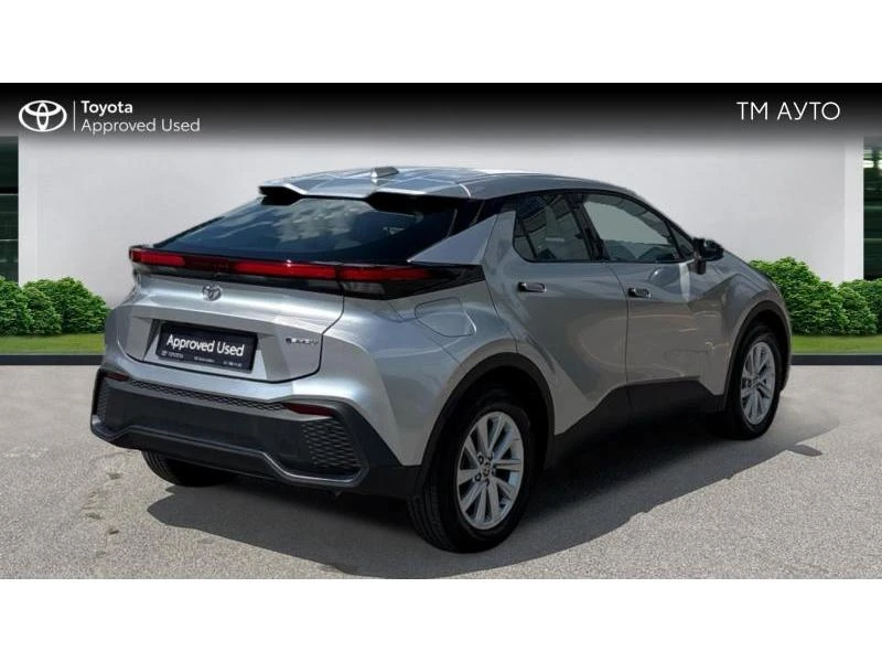 Toyota C-HR 2.0 PHEV COOL, снимка 16 - Автомобили и джипове - 55376470