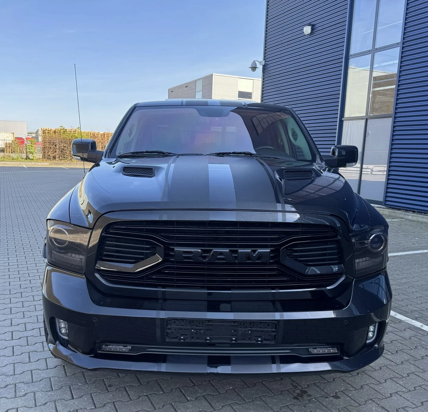Dodge RAM 1500 5.7 Hemi LPG m2019 - изображение 2
