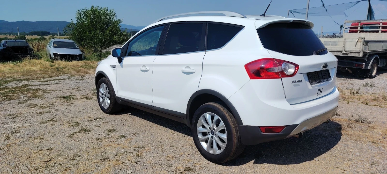 Ford Kuga 2.5i-200к.с - изображение 7