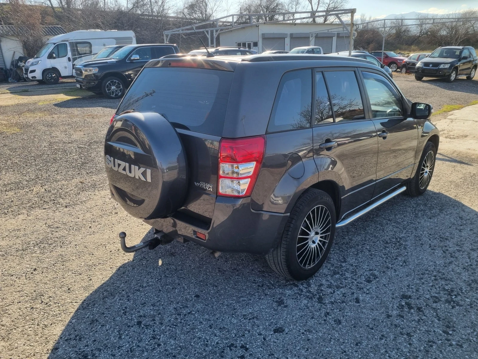 Suzuki Grand vitara 1.9 DISEL 4?4 - изображение 5