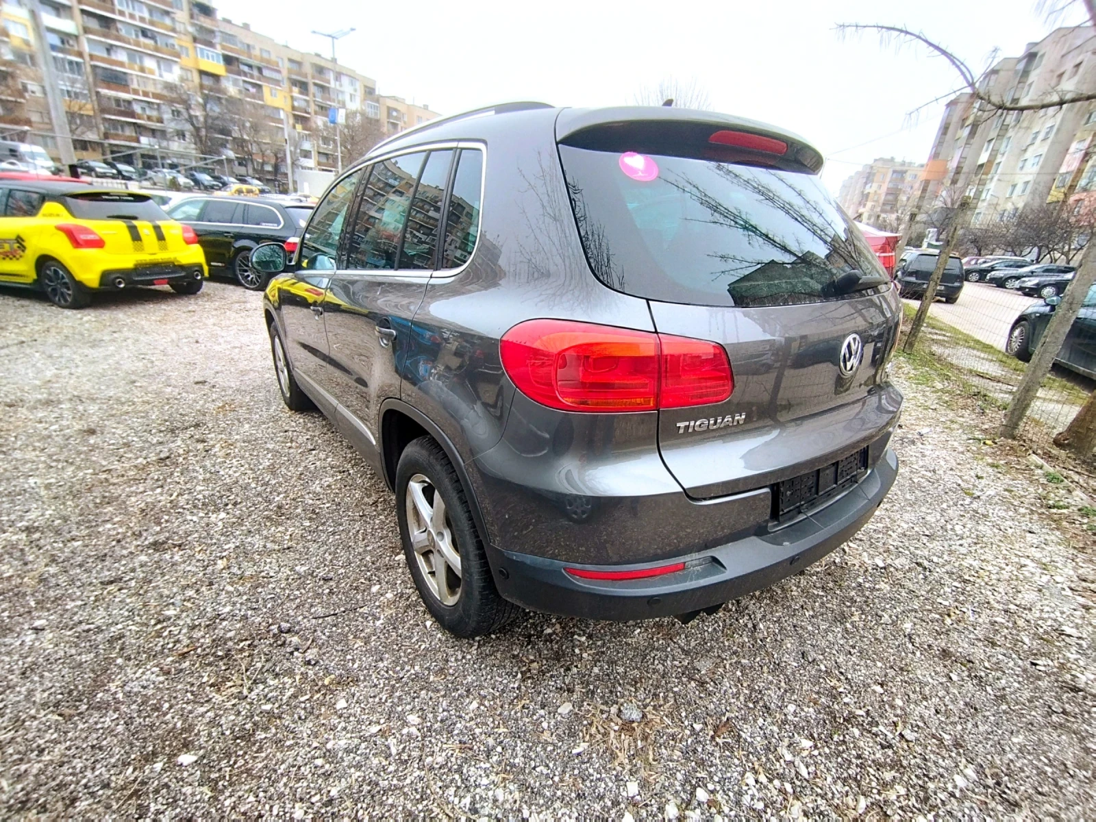 VW Tiguan 2.0 tsi/4-Motion/automat/Швейцария , снимка 6 - Автомобили и джипове - 53420935