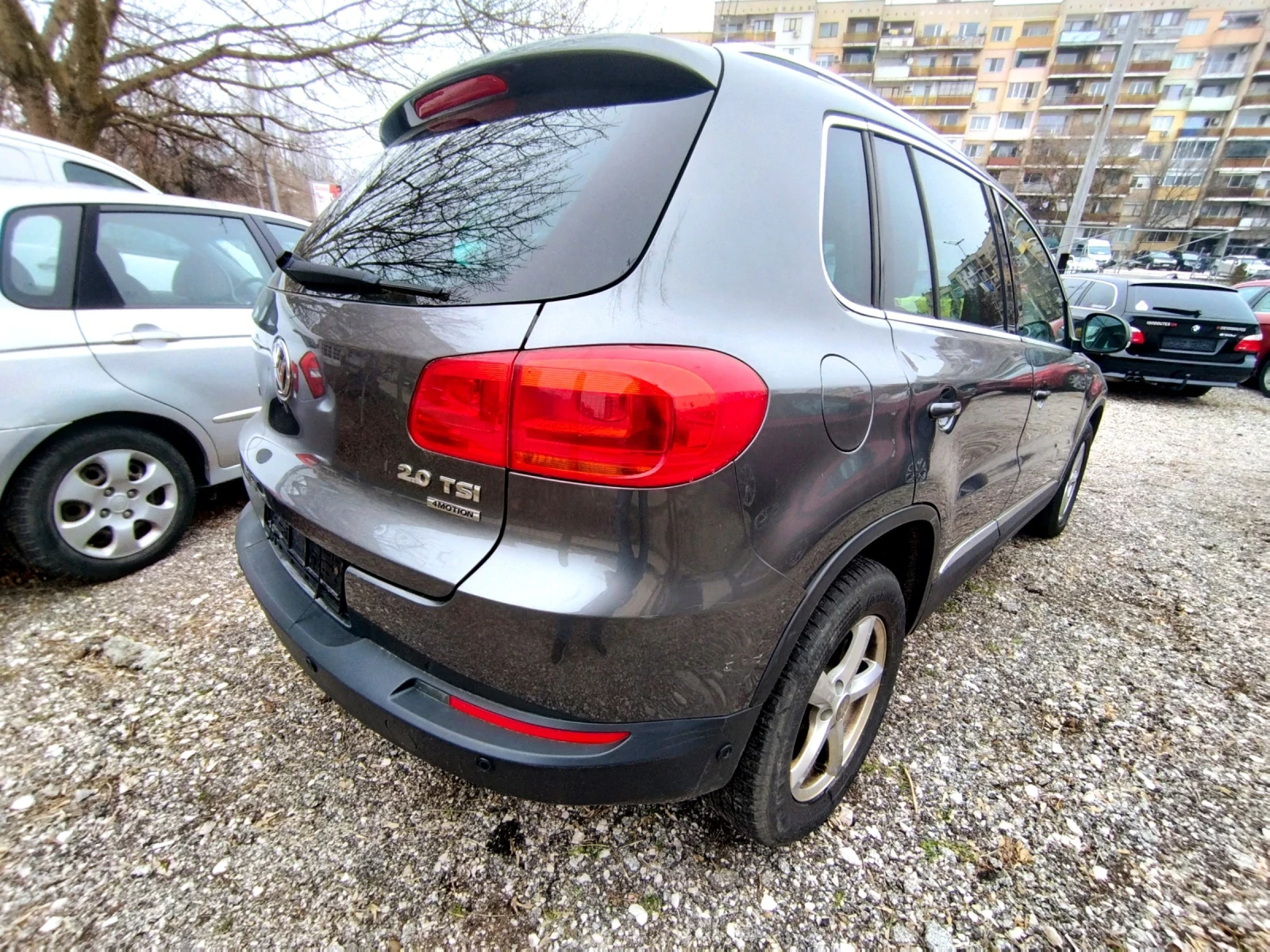 VW Tiguan 2.0 tsi/4-Motion/automat/Швейцария , снимка 8 - Автомобили и джипове - 53420935