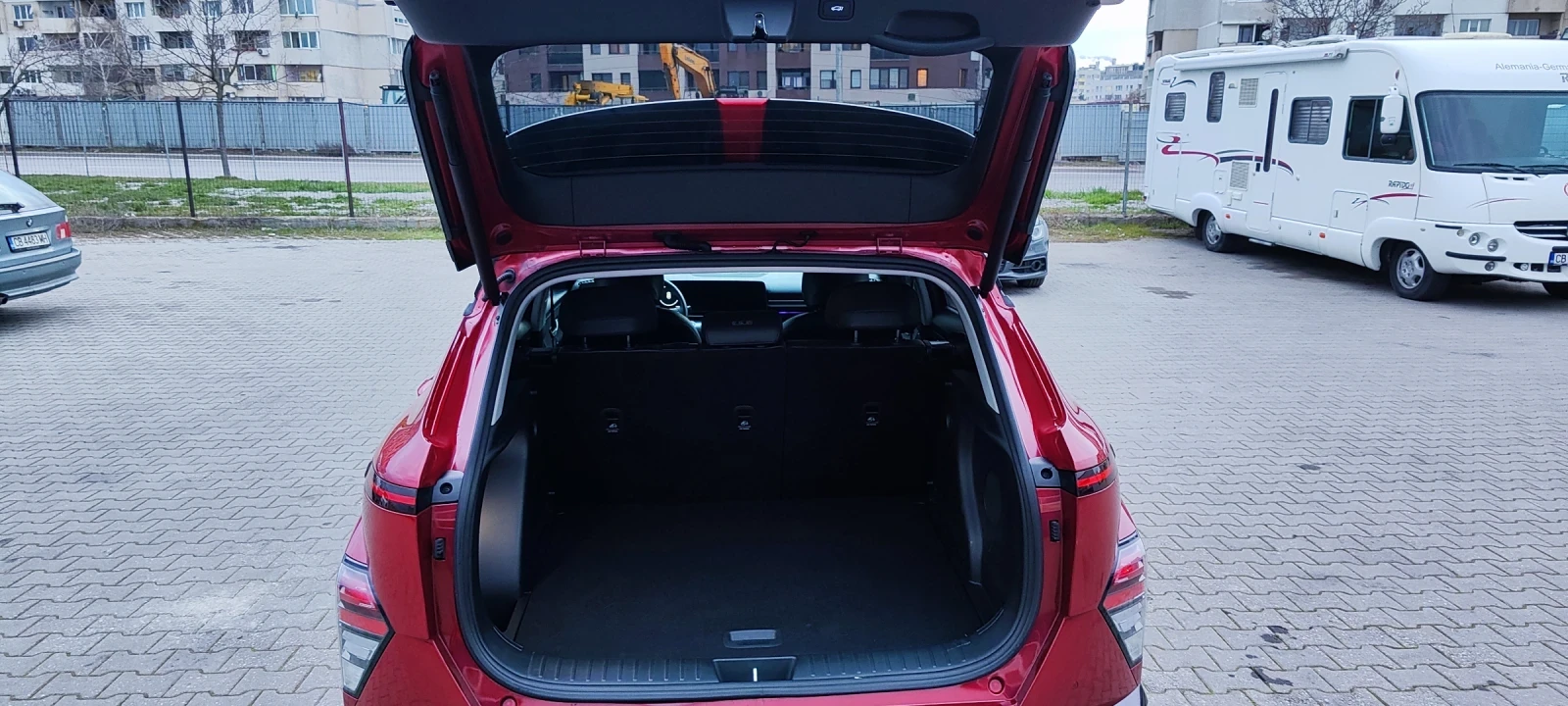 Hyundai Kona Preferred w/Ultimate Package Two-Tone, снимка 8 - Автомобили и джипове - 53954498