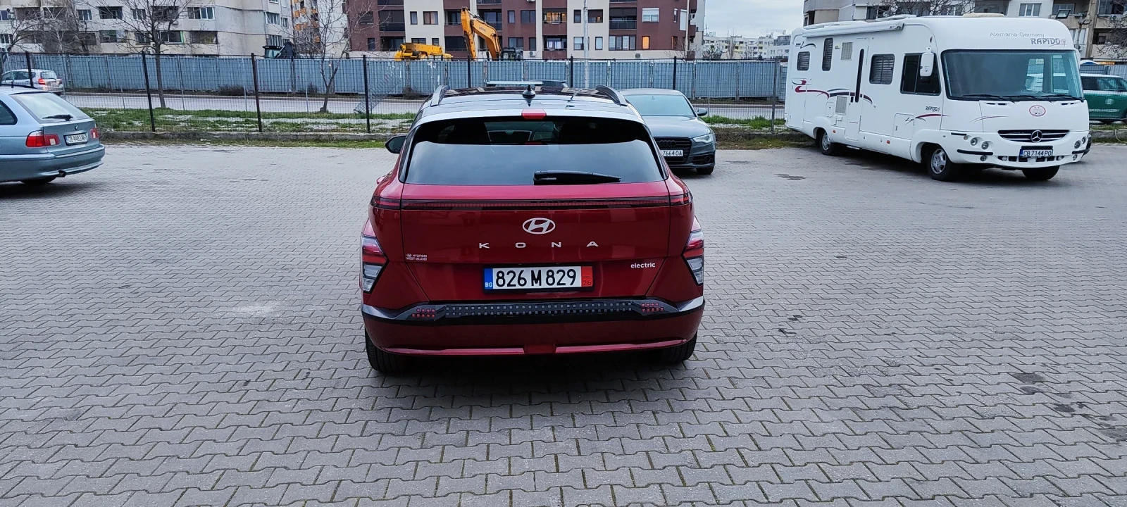 Hyundai Kona Preferred w/Ultimate Package Two-Tone, снимка 4 - Автомобили и джипове - 53954498