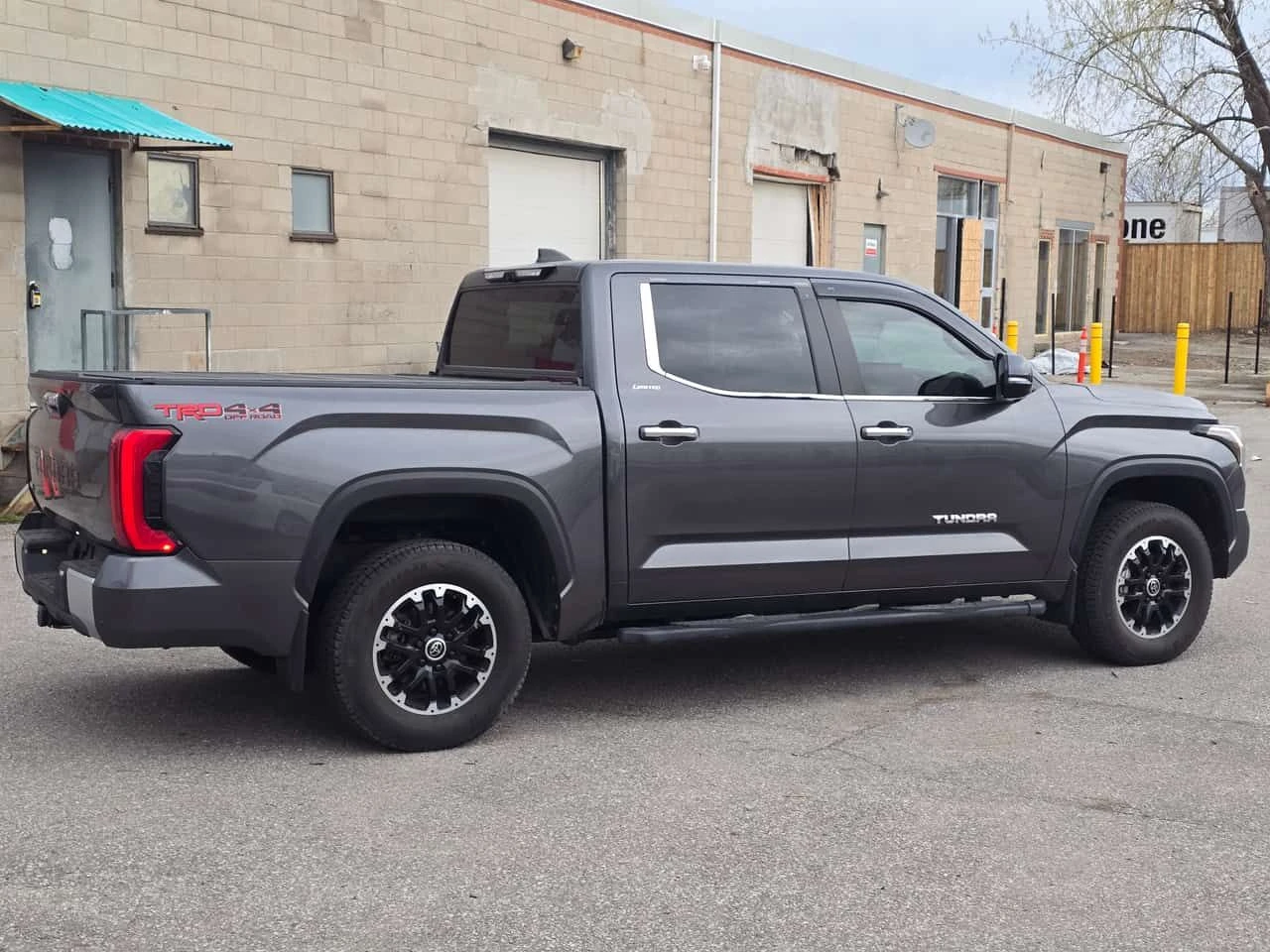 Toyota Tundra | 360 | ПОДГРЕВ | ОБДУХВАНЕ | ПАНОРАМА | , снимка 3 - Автомобили и джипове - 54409920