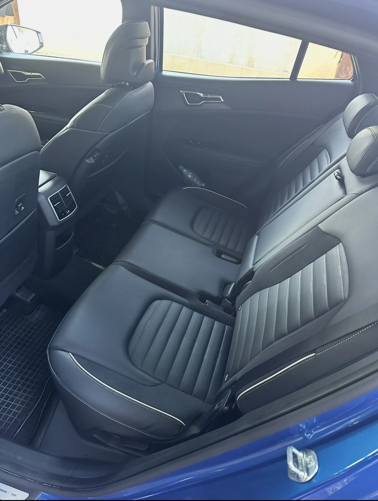 Kia Sportage, снимка 11 - Автомобили и джипове - 54582349