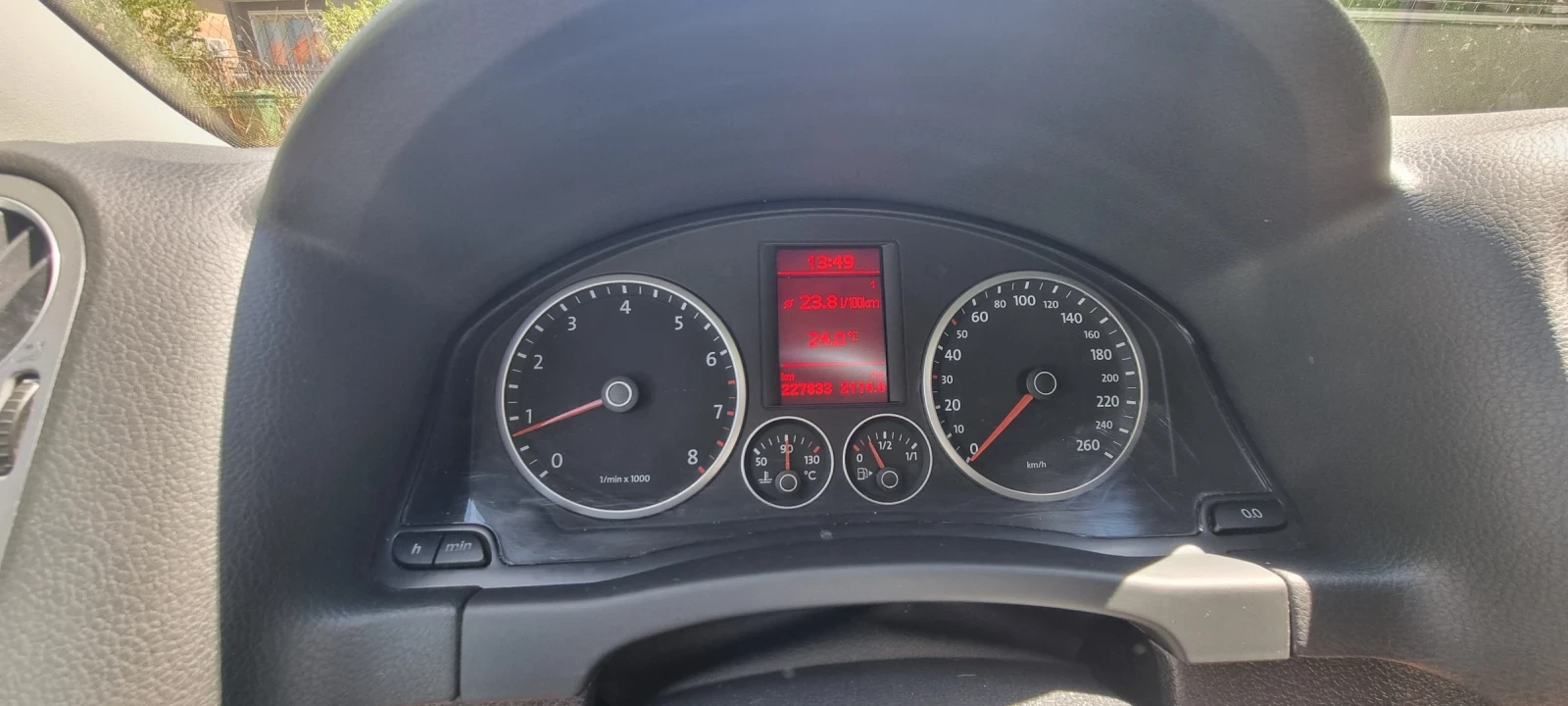VW Tiguan 4 Motion 1.4 TSI, снимка 2 - Автомобили и джипове - 55510006