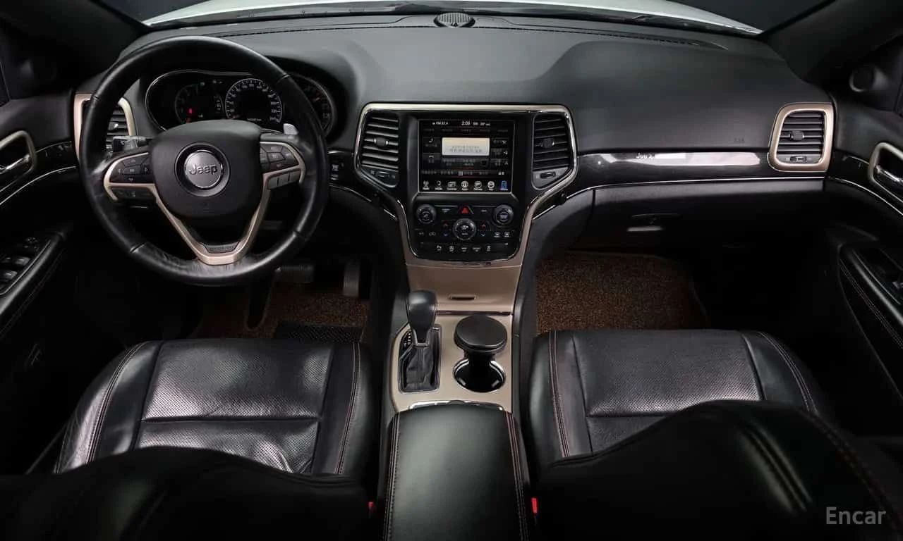 Jeep Cherokee * 3.0 Diesel 75th Special Edition * ЦЕНА ДО БГ, снимка 7 - Автомобили и джипове - 55628909