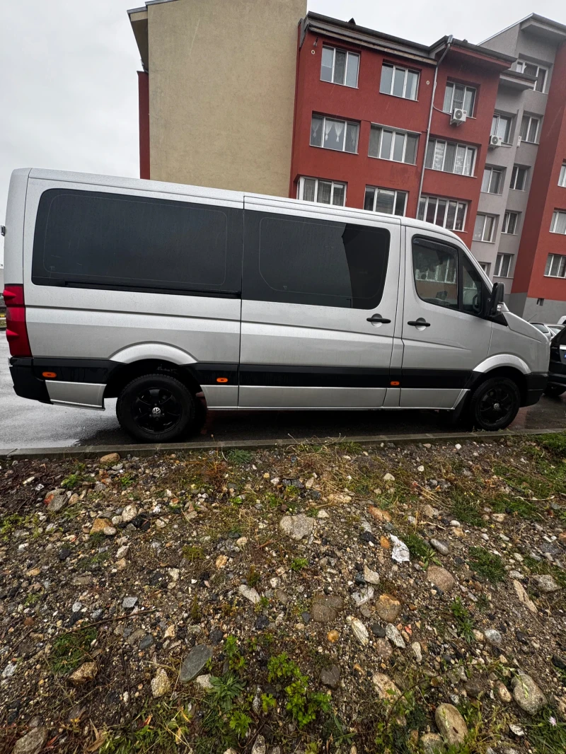 VW Crafter Пътнически, снимка 3 - Бусове и автобуси - 52422691