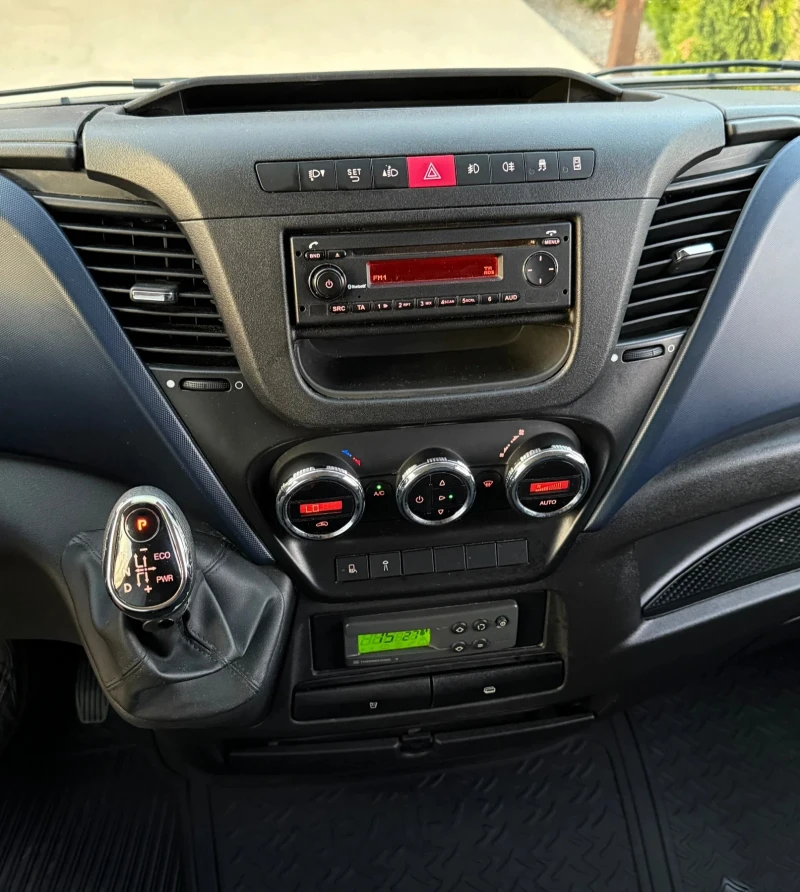 Iveco 35s16 ХЛАДИЛЕН ДО -24, снимка 14 - Бусове и автобуси - 52646898