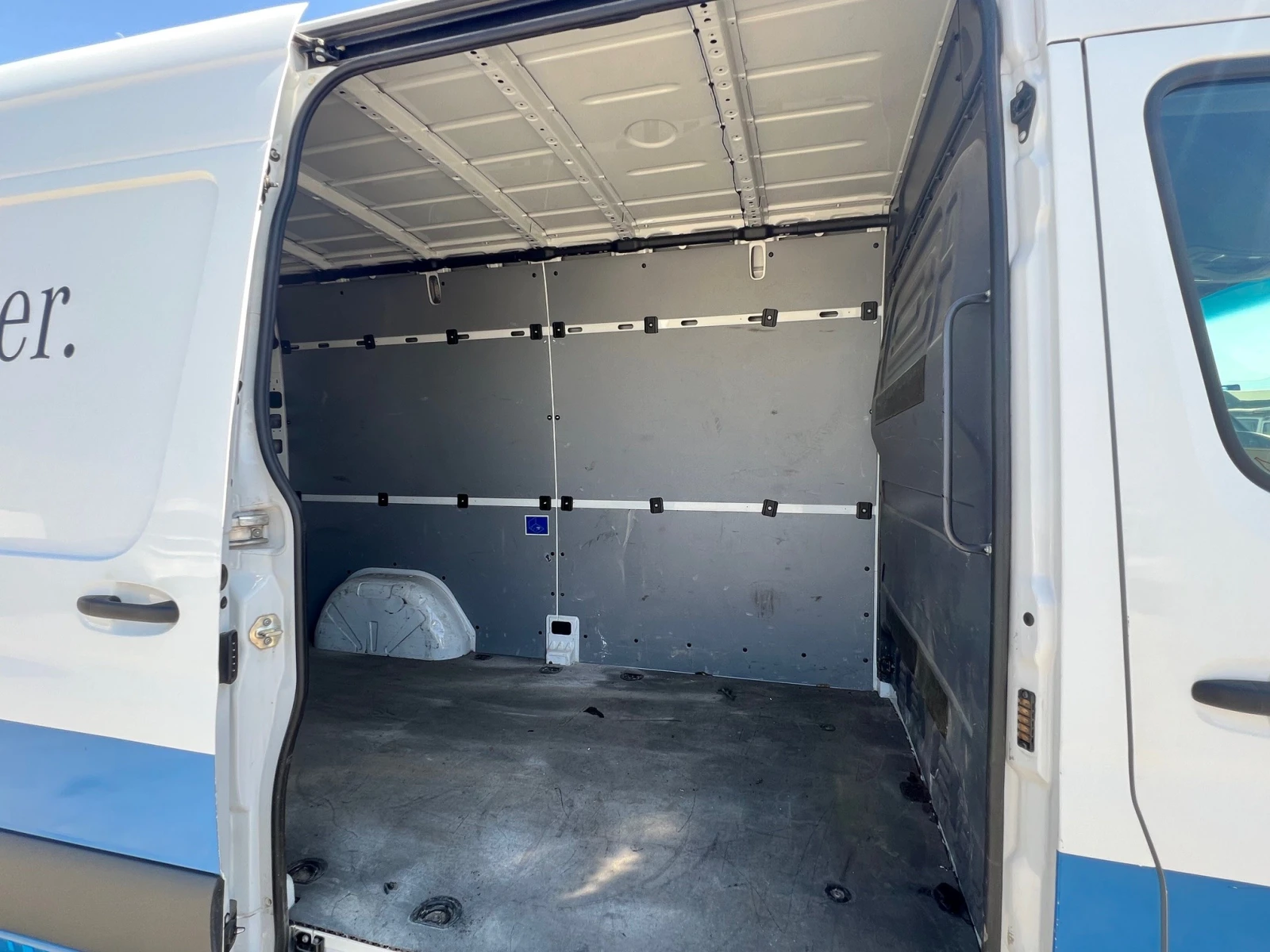 Mercedes-Benz Sprinter eSprinter 312 standard - изображение 8