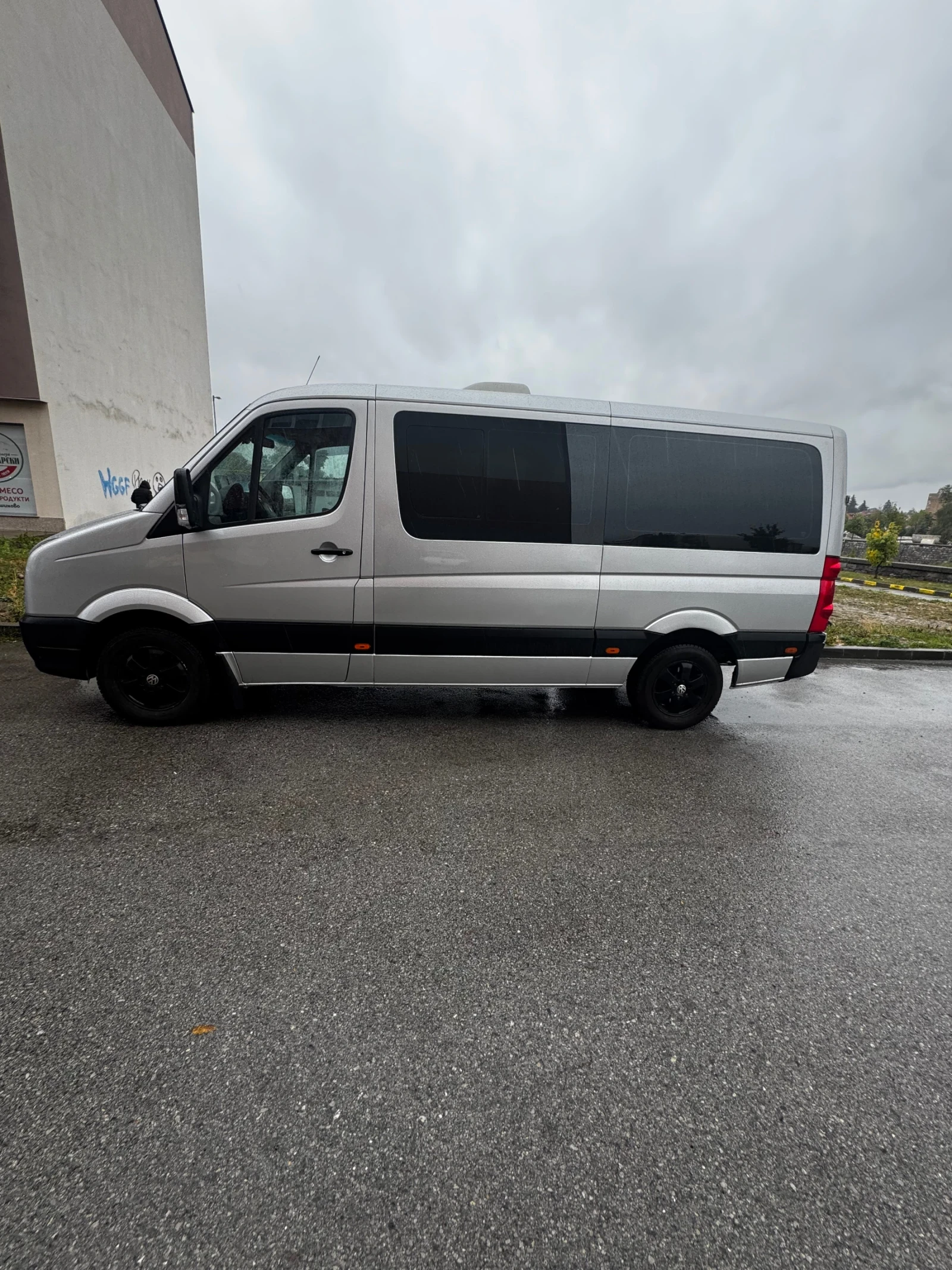 VW Crafter Пътнически - изображение 4