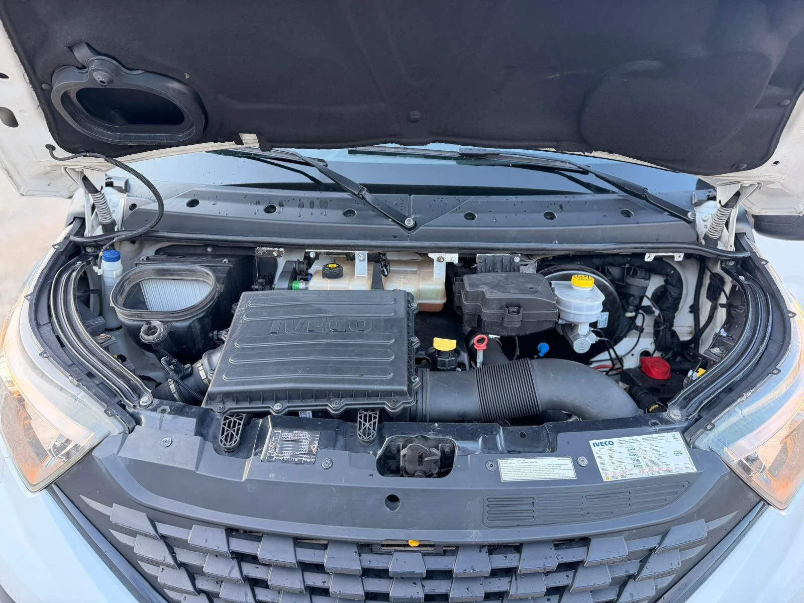 Iveco 35s16 Фургон падаш борд, снимка 15 - Бусове и автобуси - 53831245