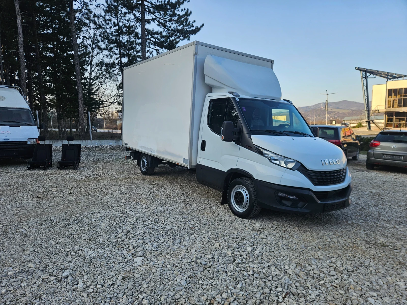 Iveco 35s16 Фургон падаш борд, снимка 13 - Бусове и автобуси - 53831245