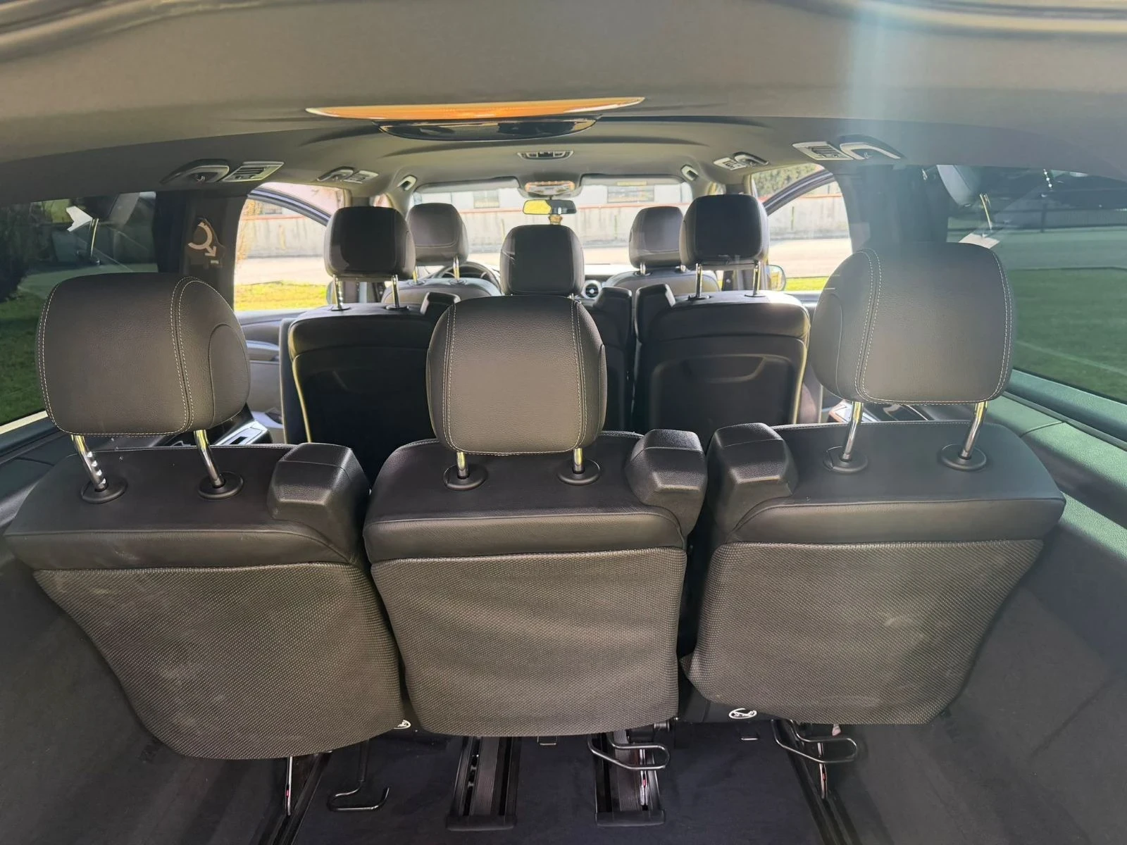 Mercedes-Benz V 250 PREMIUM AVANGARDE 7+ 1, снимка 15 - Бусове и автобуси - 55087971
